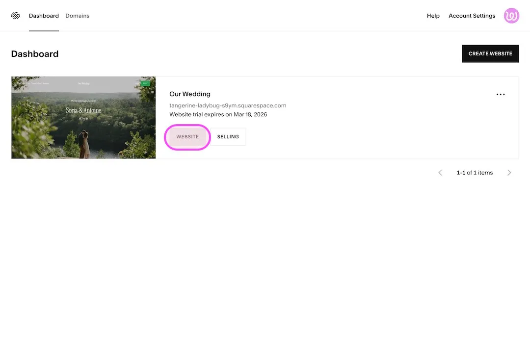 Tableau de bord Squarespace montrant un projet de site nommé Our Wedding avec la vignette d'un couple au bord d'une rivière