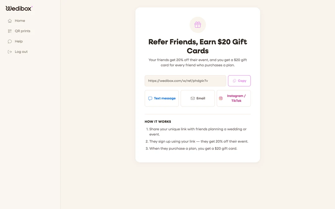 the referral page with the link row and share buttons visible
